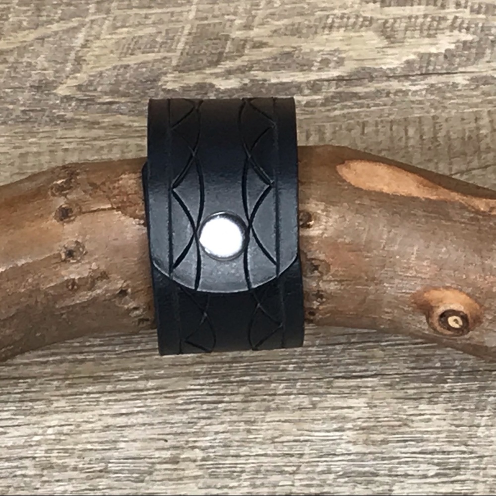 Sold-Kraken Black Leather Cuff - Picture 3 of 8
